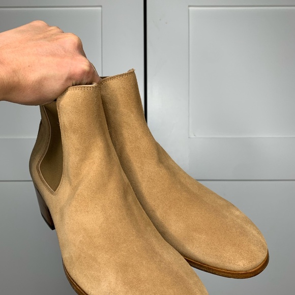 Bottega Veneta Suede Beige Chelsea Boots - Picture 6 of 7